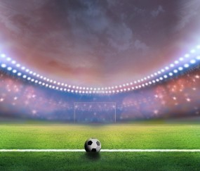 开云体育官网-意甲风云再起，赖因德斯豪言米兰争冠在望，未来回归悬念留待回头见